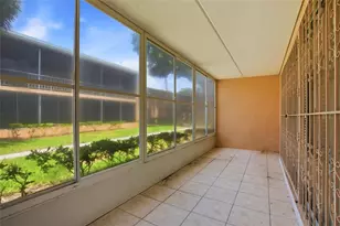 4715 Christa Ct, Tampa, FL 33614 - Photo 21