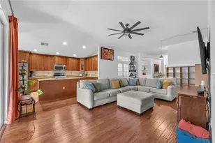 16316 Bridgeglade Ln, Lithia, FL 33547 - Photo 7