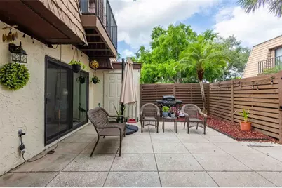 15307 W Pond Woods Drive #301, Tampa, FL 33618 - Photo 5