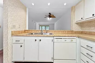11485 Oakhurst Rd, Largo, FL 33774 - Photo 3
