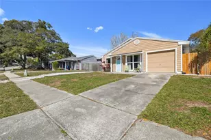 2803 Northcote Dr, Palm Harbor, FL 34684 - Photo 3