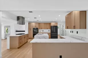 2708 N Dundee St, Tampa, FL 33629 - Photo 17