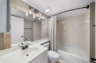 7761 Jewel Ln, Naples, FL 34109 - Photo 15