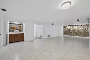 1903 Oro Ct, Clearwater, FL 33764 - Photo 7