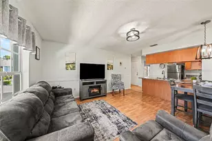 12049 Hoosier Ct, Hudson, FL 34667 - Photo 5