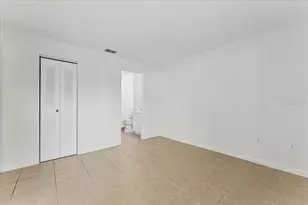 3001 58th Ave S, Saint Petersburg, FL 33712 - Photo 15