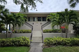 1800 Mariner Dr, Tarpon Springs, FL 34689 - Photo 3