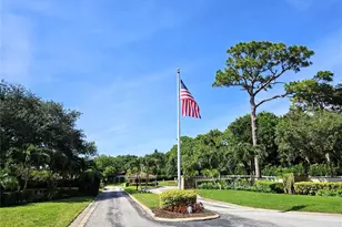 1800 Mariner Dr, Tarpon Springs, FL 34689 - Photo 3