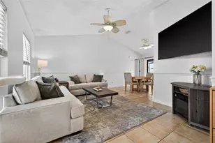 10705 Out Island Dr, Tampa, FL 33615 - Photo 7
