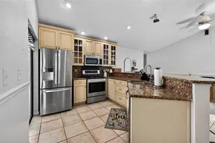 10705 Out Island Dr, Tampa, FL 33615 - Photo 11