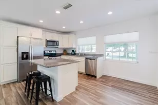 2032 W Ridge Dr, Clearwater, FL 33763 - Photo 9