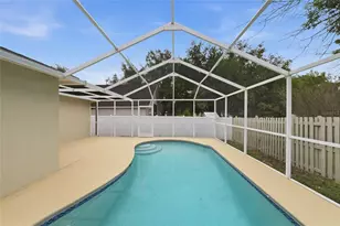 4432 Horseshoe Pick Ln, Valrico, FL 33594 - Photo 35