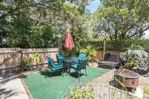 201 35th St S, Saint Petersburg, FL 33711 - Photo 3