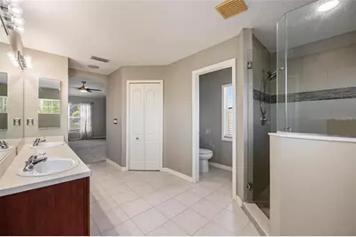 8207 Water Tower Drive, Tampa, FL 33619 - Photo 17