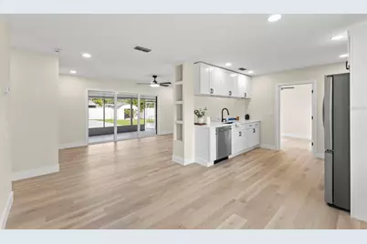 4430 Carson Street NE, Saint Petersburg, FL 33703 - Photo 7