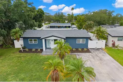 4430 Carson Street NE, Saint Petersburg, FL 33703 - Photo 1