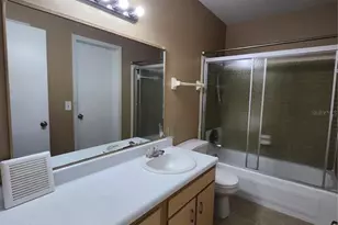 9209 Tudor Dr, Tampa, FL 33615 - Photo 15