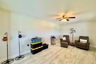 4037 Topsail Trail, New Port Richey, FL 34652 - Photo 19