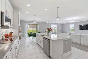 9844 Cabernet Ave, Seffner, FL 33584 - Photo 13