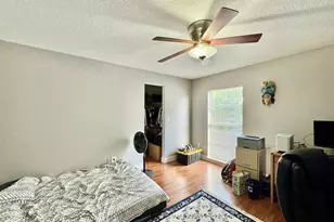5216 Tennis Ct Cir, Tampa, FL 33617 - Photo 19