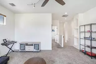 15723 Starling Water Dr, Lithia, FL 33547 - Photo 11