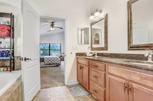 15723 Starling Water Dr, Lithia, FL 33547 - Photo 21