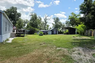 10617 Skewlee Gardens Dr, Thonotosassa, FL 33592 - Photo 23