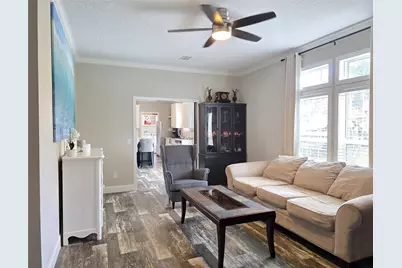 10617 Skewlee Gardens Drive, Thonotosassa, FL 33592 - Photo 9