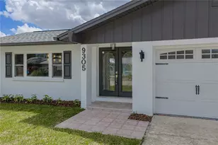 9305 120th Ln, Seminole, FL 33772 - Photo 3