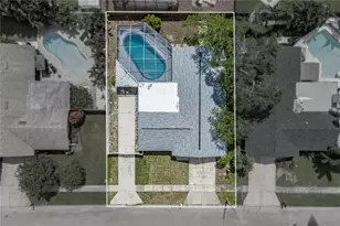 9305 120th Ln, Seminole, FL 33772 - Photo 3