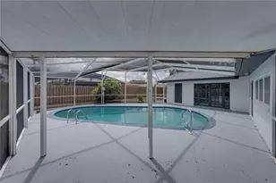 9305 120th Ln, Seminole, FL 33772 - Photo 37