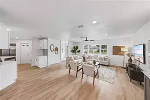 9305 120th Ln, Seminole, FL 33772 - Photo 11