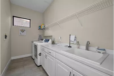 8707 Sorano Villa Drive, Tampa, FL 33647 - Photo 47