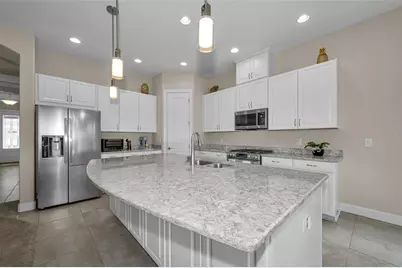 8707 Sorano Villa Drive, Tampa, FL 33647 - Photo 29