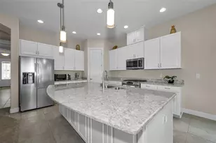 8707 Sorano Villa Dr, Tampa, FL 33647 - Photo 29