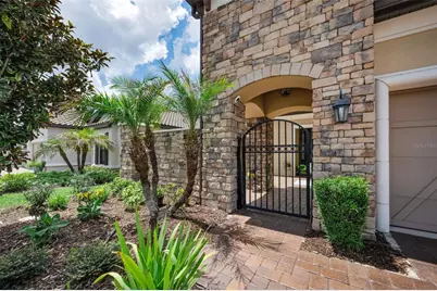 8707 Sorano Villa Drive, Tampa, FL 33647 - Photo 13