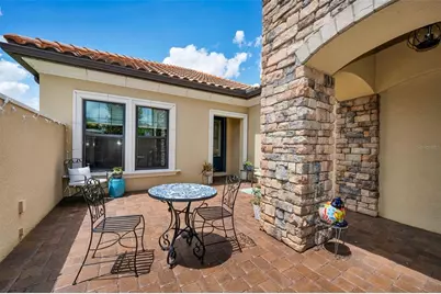 8707 Sorano Villa Drive, Tampa, FL 33647 - Photo 15
