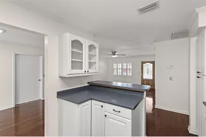 4813 W Bay Villa Avenue, Tampa, FL 33611 - Photo 37