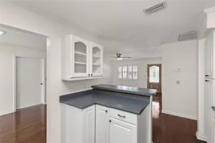 4813 W Bay Villa Ave, Tampa, FL 33611 - Photo 37
