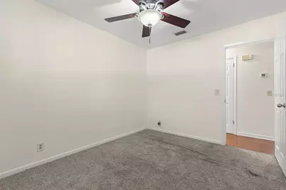 4813 W Bay Villa Avenue, Tampa, FL 33611 - Photo 25