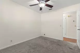 4813 W Bay Villa Ave, Tampa, FL 33611 - Photo 25