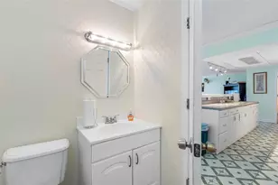 8921 Blind Pass Rd, Saint Pete Beach, FL 33706 - Photo 37