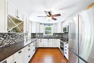 5005 24th Ave S, Gulfport, FL 33707 - Photo 11