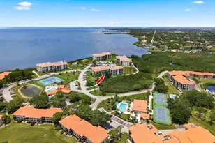 125 Mariner Dr, Tarpon Springs, FL 34689 - Photo 1
