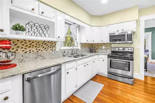 1114 3rd St N, Saint Petersburg, FL 33701 - Photo 19