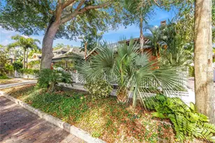 1114 3rd St N, Saint Petersburg, FL 33701 - Photo 49