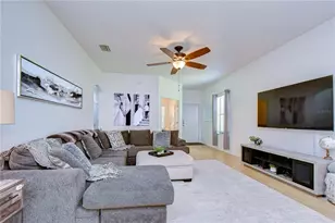 7847 Tuscany Woods Dr, Tampa, FL 33647 - Photo 13