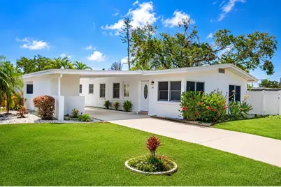 301 41st Avenue, Saint Pete Beach, FL 33706 - Photo 1