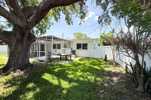 301 41st Ave, Saint Pete Beach, FL 33706 - Photo 37