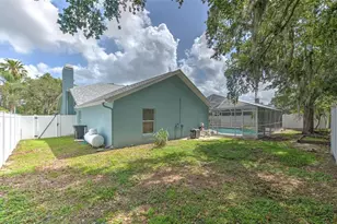 2327 Eagle Bluff Dr, Valrico, FL 33596 - Photo 25